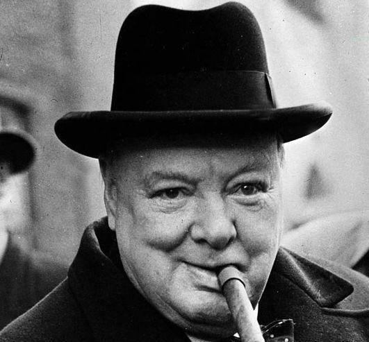 查德·丹尼尔斯：空巢老人,查德·丹尼尔斯视角下的社会现象解析